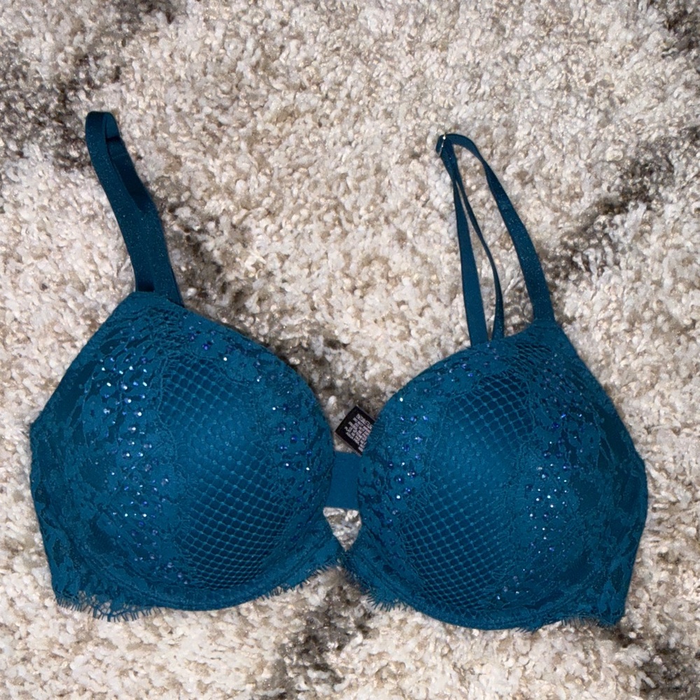 Victoria's Secret Teal Lace Bra push up 32c